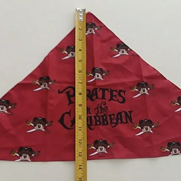 Disney Pirates of the Caribbean red bandana - Picture 4 of 5
